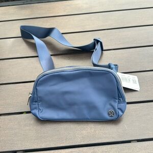 Lululemon Everywhere Belt Bag in Ink Blue Fanny Pack